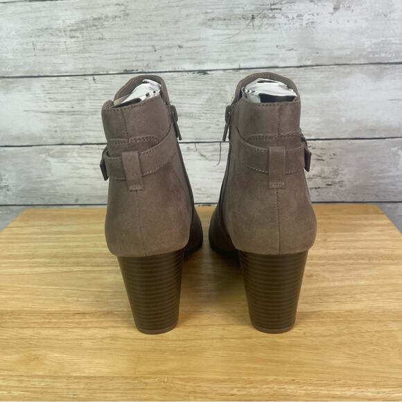 Market & Spruce Serah Suede Booties Taupe Size 8 - Picture 5 of 6